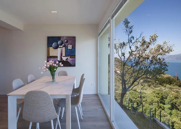 Paradise With Pool Apartment