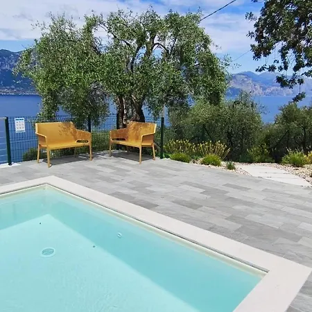 Apartmán Paradise With Pool